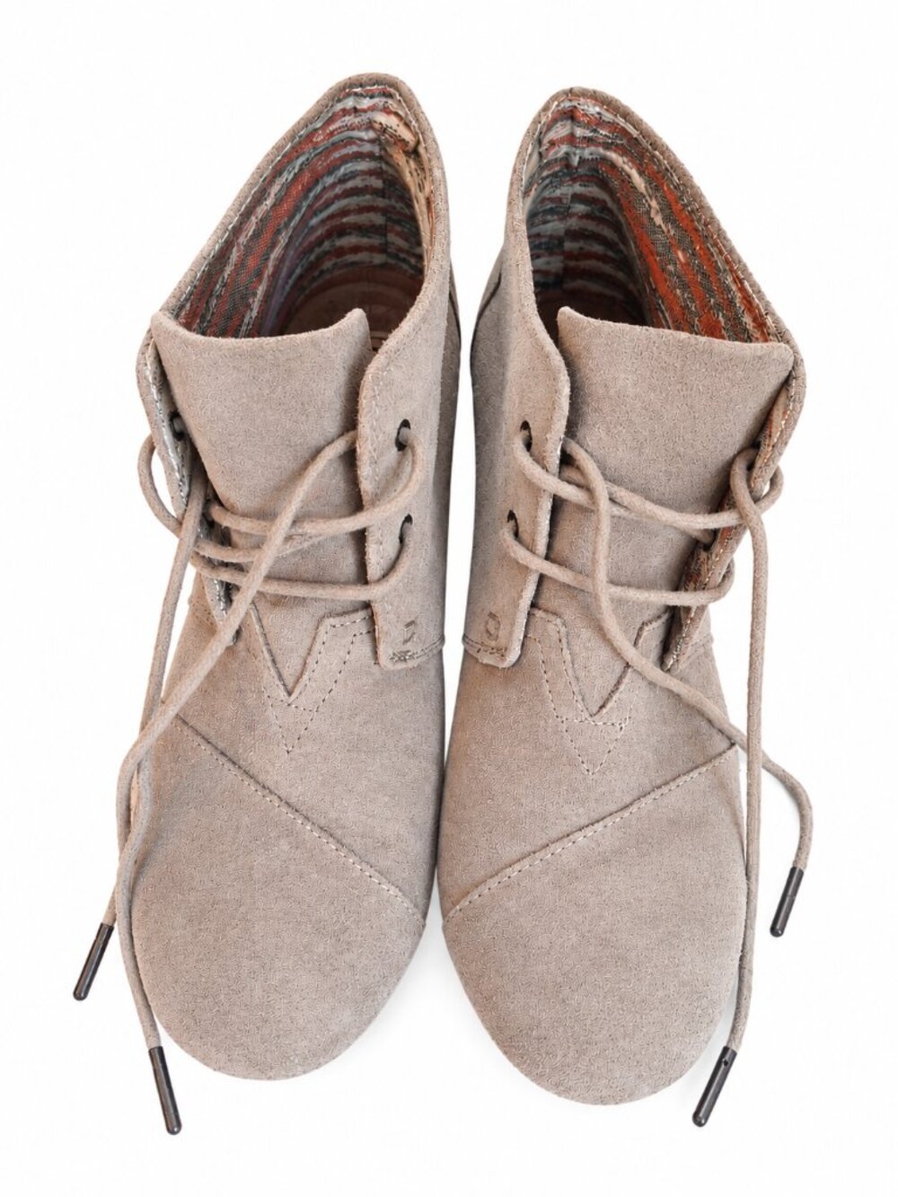 TOMS Desert Wedge Taupe Sz 10 Lace Up Ankle Booties Boho Suede Chukka